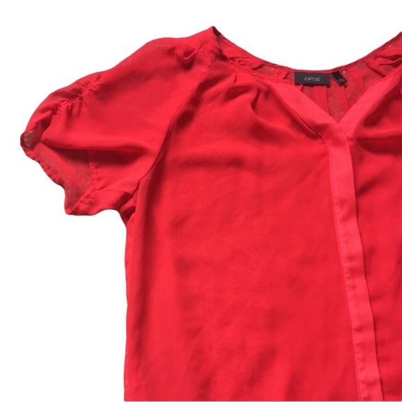 Apt 9 Red Blouse - Picture 2 of 8